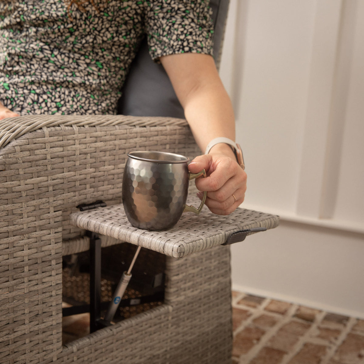Flash Furniture LTS-0422-GY-GY-GG Indoor/Outdoor Wicker Rattan Recliner with Flip-Up Side Table in Gray (Gray Cushions/Gray Frame) - View 7