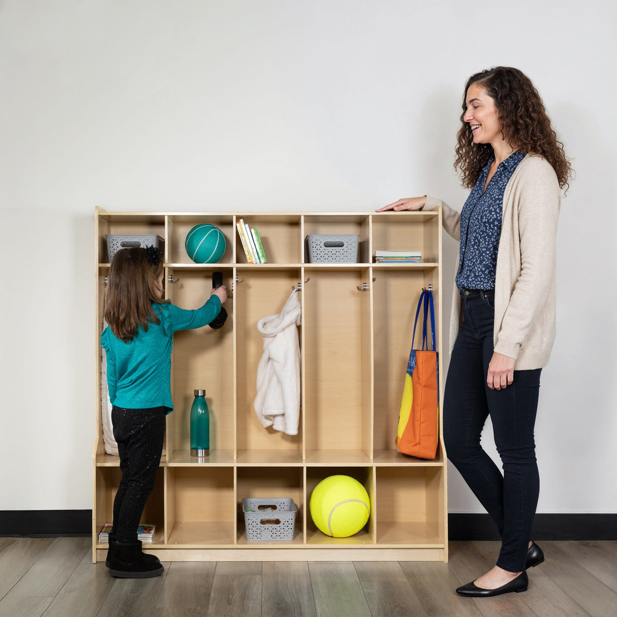 Flash Furniture MK-LCKR001-GG Wood 5 Section School Coat Locker with Bench, Cubbies and Storage Organizer Hook - View 3