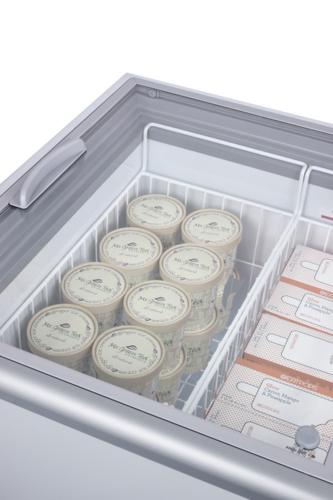 Summit NOVA35GDC 43" Freezer Merchandiser