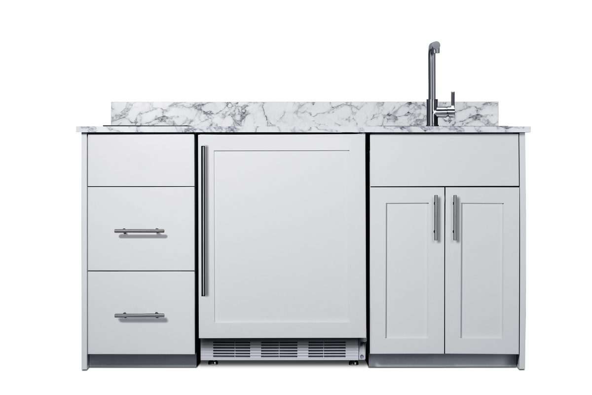 Summit CALDERAWH33I 62 1/2" Kitchenette
