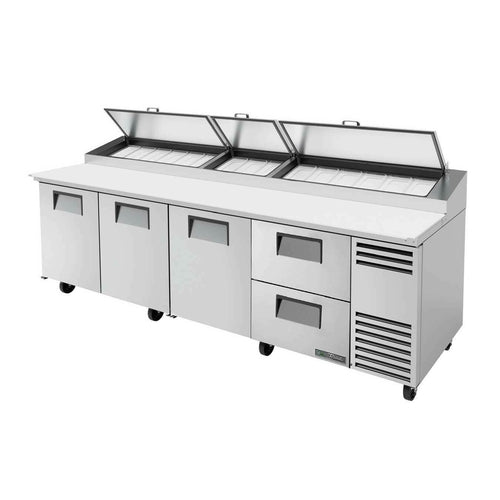 True TPP-AT-119D-2-HC 119 1/4" 3 Doors Pizza Prep Table